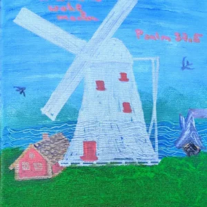 Ein Gemälde einer weißen Windmühle mit roten Türen auf einem grasbewachsenen Hügel. In der Nähe befindet sich ein kleines rotes Haus. Im Hintergrund sind ein blauer Himmel und Vögel zu sehen. Der deutsche Text aus Psalm 37:5 ist über den Himmel geschrieben.