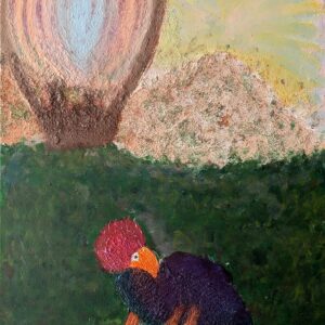 Ballon zeigt die lebendige Abstraktion eines Vogels mit einem roten Kamm auf grünem Laub, begleitet von einer großen runden, mehrfarbigen, ballonähnlichen Form und einer strukturierten, sonnenähnlichen Form, alles in sanften Erdtönen.